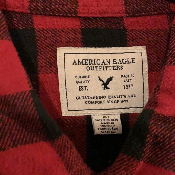 American Eagle Outfitters - Classic Flannel - Picture 2 of 6